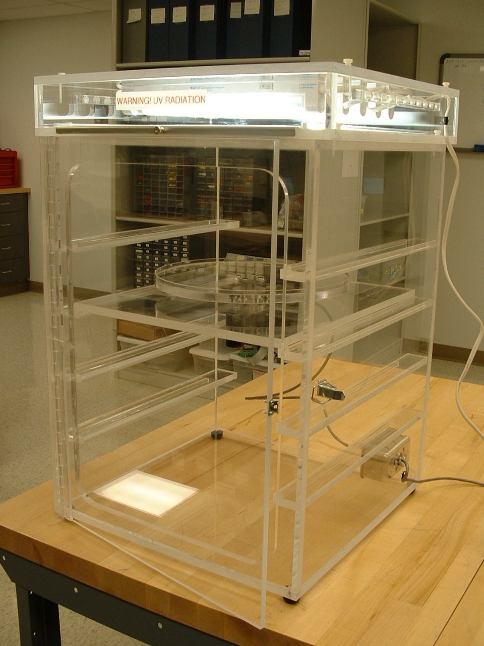 Picture of UV Box with turntable
